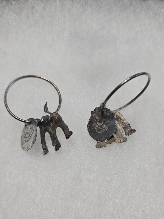 Jewelry - Vintage Sterling Silver Lion Pet Charm Earrings.